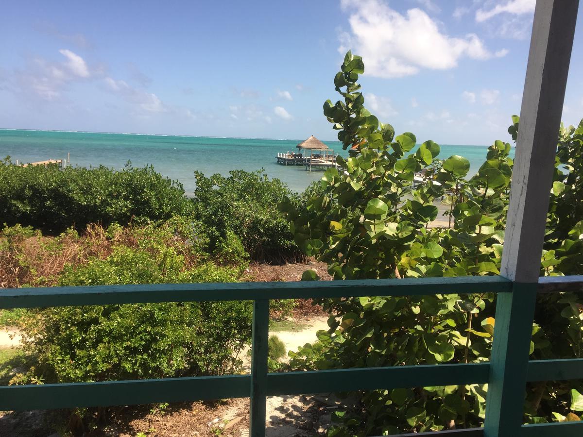 Отель Ignacio'S Beach Cabins Caye Corker Экстерьер фото